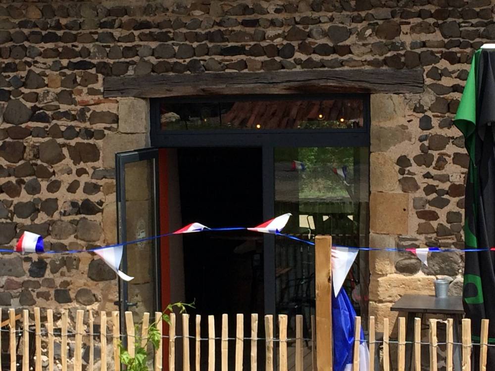 Le verre et l'ouverture - portes & garages