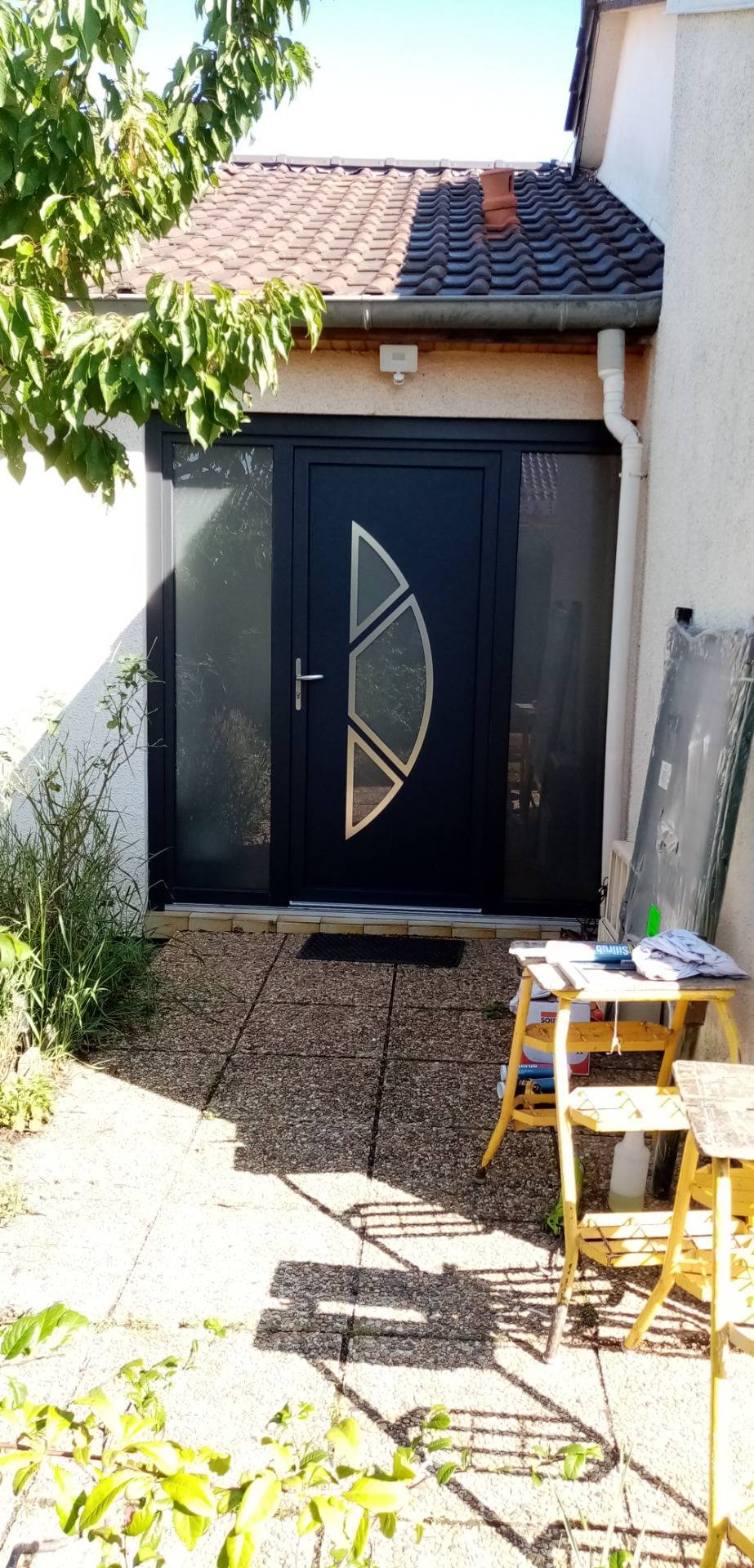 Le verre et l'ouverture - portes & garages